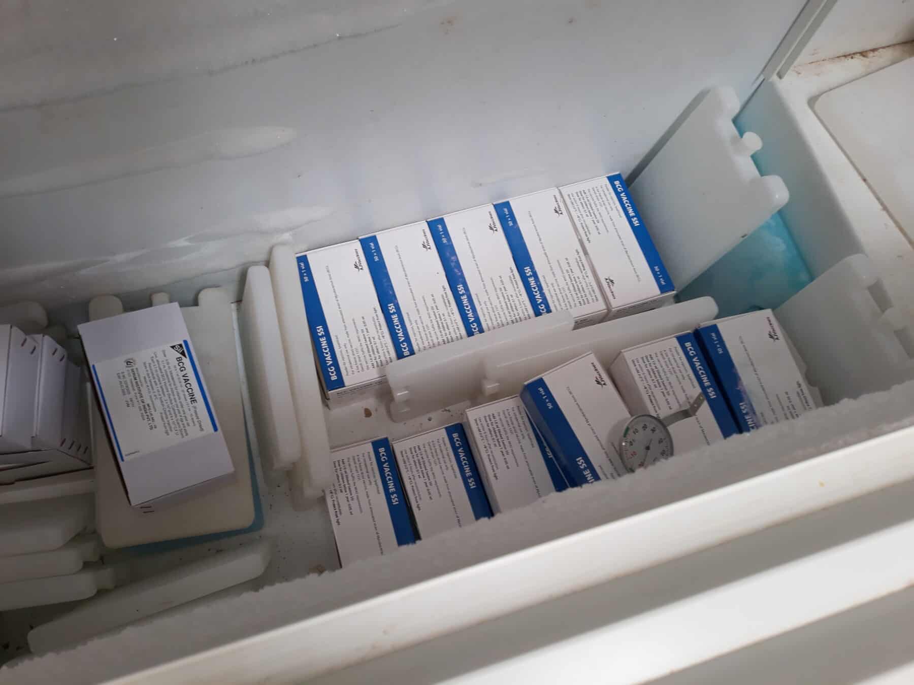 cold chain maintenance for vaccines